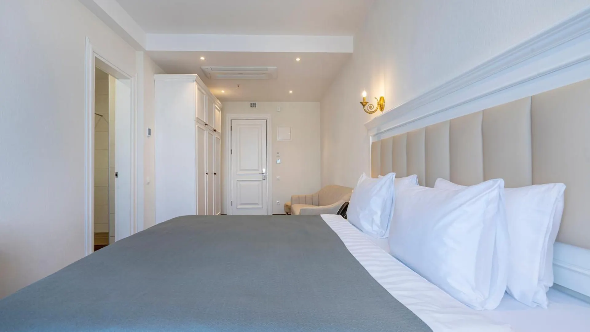 Iris Hotel Tbilisi