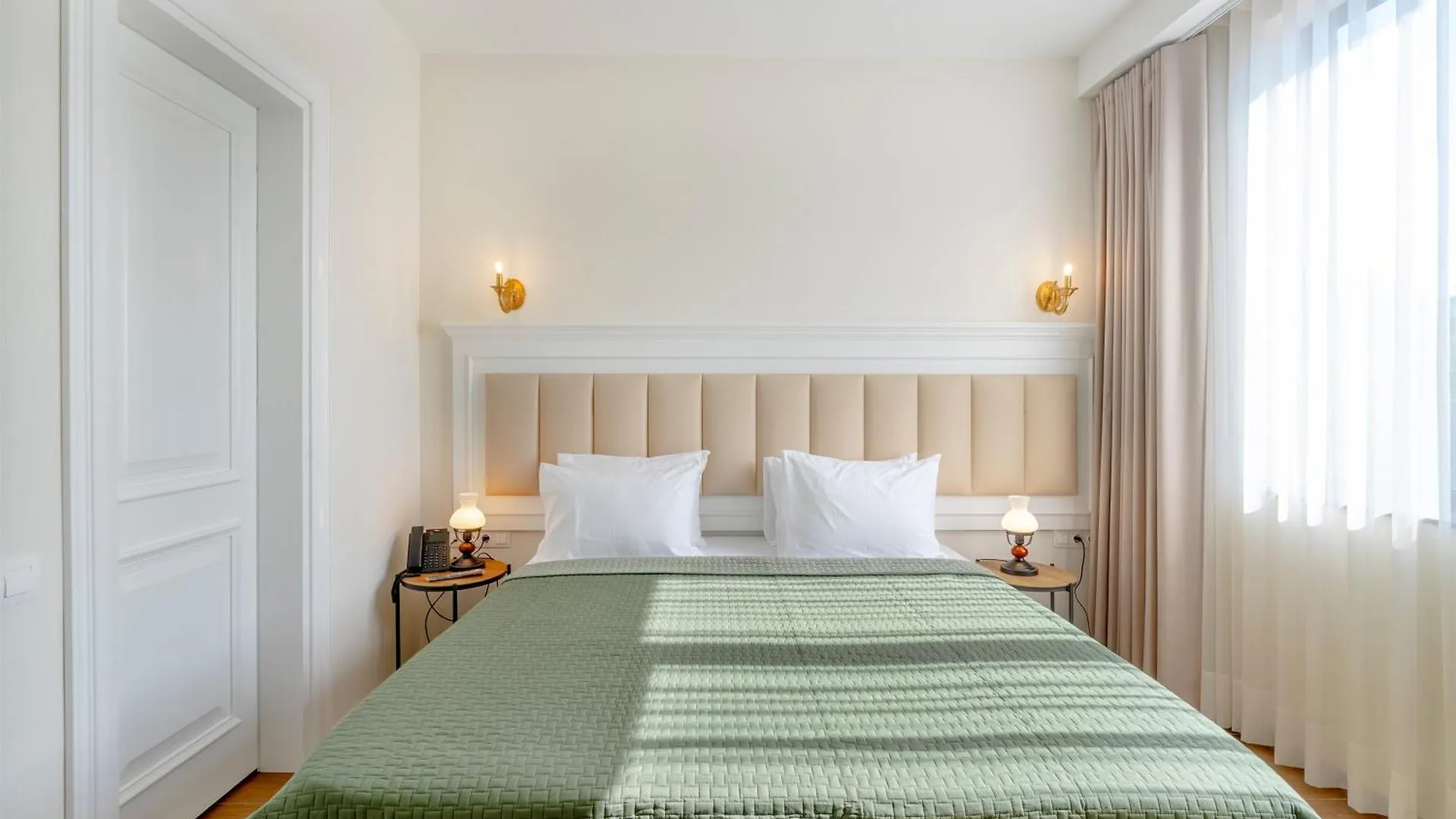 Iris Hotel Tbilisi